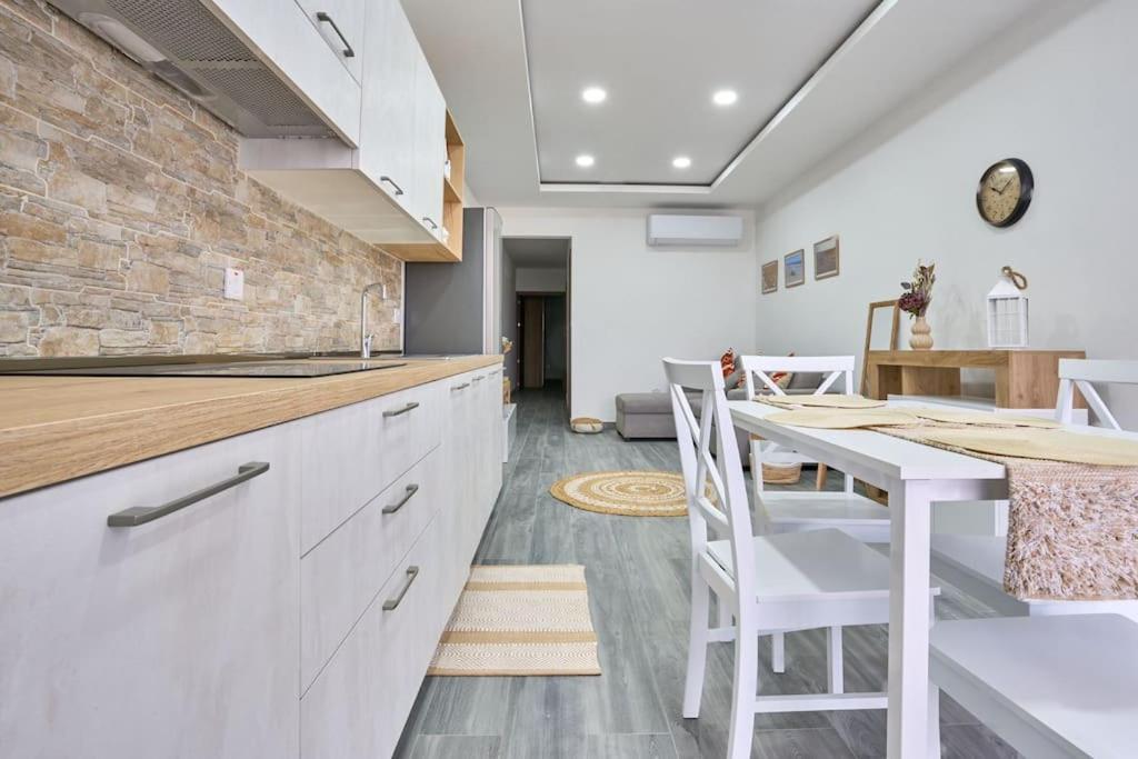 Two Bedroom Apartment In Xemxija, St. Paul'S Bay Luaran gambar