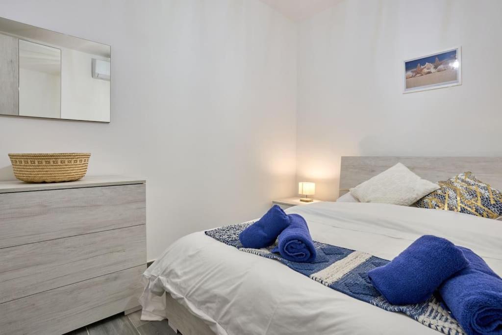 Two Bedroom Apartment In Xemxija, St. Paul'S Bay Luaran gambar