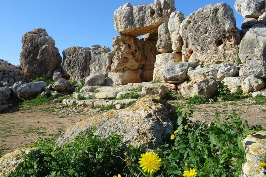 Two Bedroom Apartment In Xemxija, St. Paul'S Bay Luaran gambar